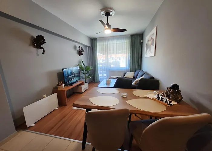 Exclusive And Paradise Stylish Apartment